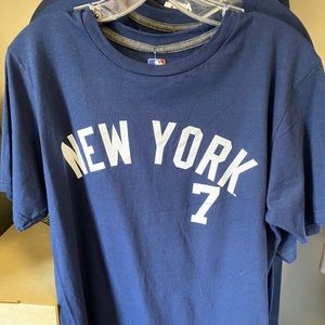 Yankees tshirt